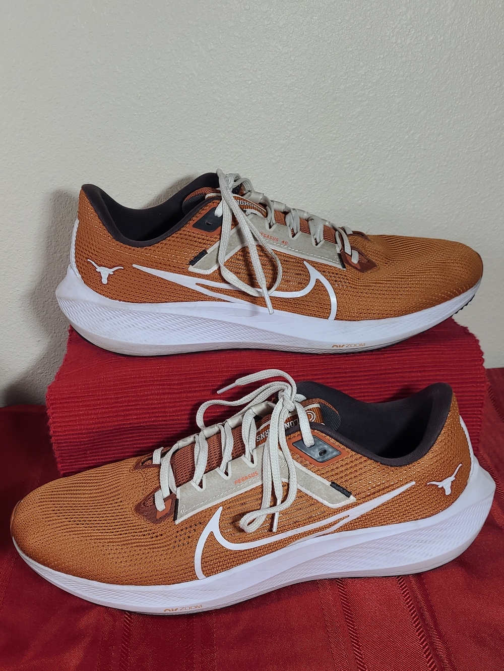 Nike Air Zoom Pegasus 40 Texas Longhorns Sneakers In Desert Orange